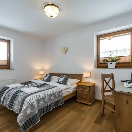 Natura Δωμάτια σε οικογενειακή κατοικία